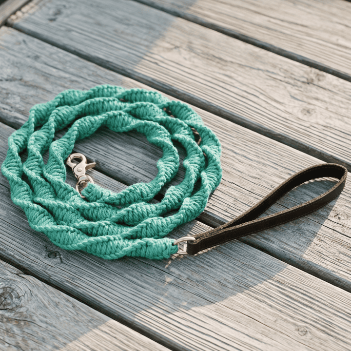 Seaside Leash